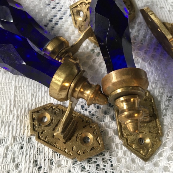 Vintage beautiful cobalt blue glass&brass pulls for cabinets, dressers, whatever solofficialkw.com
